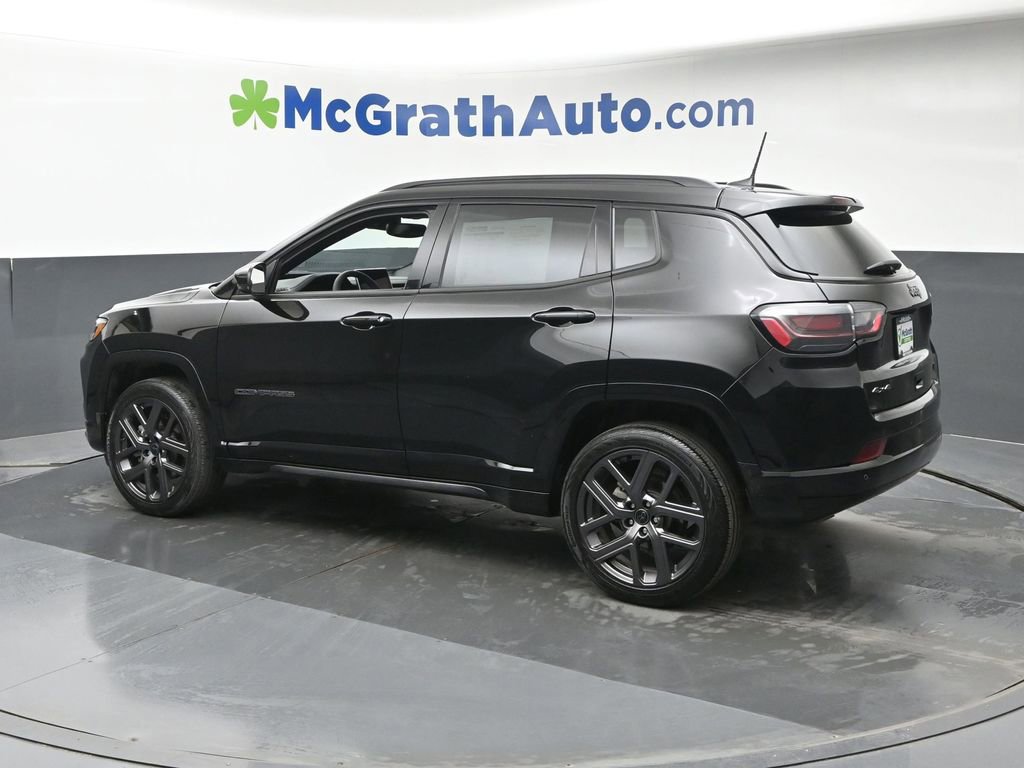 Used 2025 Jeep Compass Limited w/ High Altitude Package image 21