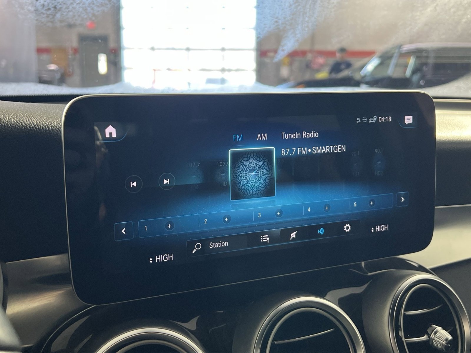 Used 2020 Mercedes-Benz GLC 300 4MATIC image 18