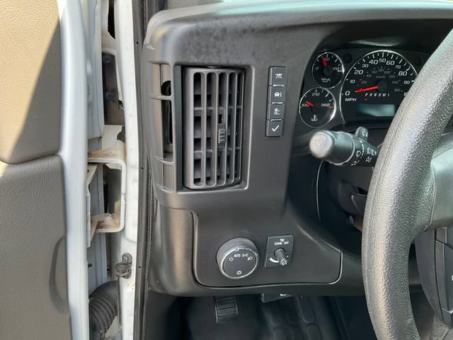 Used 2022 Chevrolet Express 2500 w/ Driver Convenience Package RWD image 7