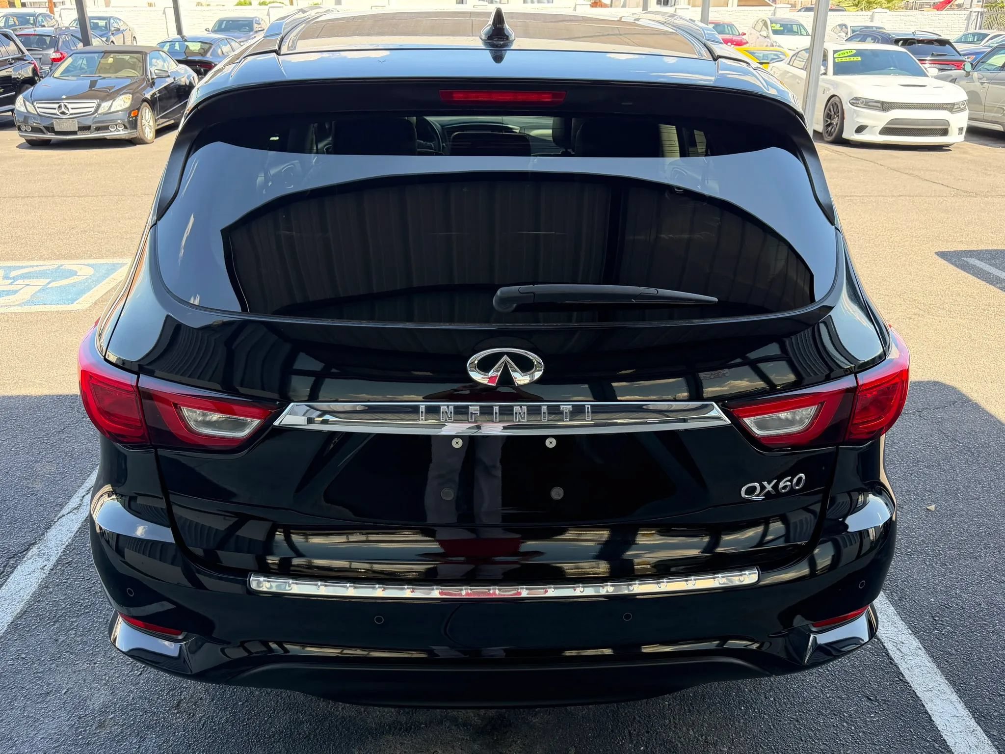 Used 2017 INFINITI QX60 FWD w/ Premium Plus Package image 5