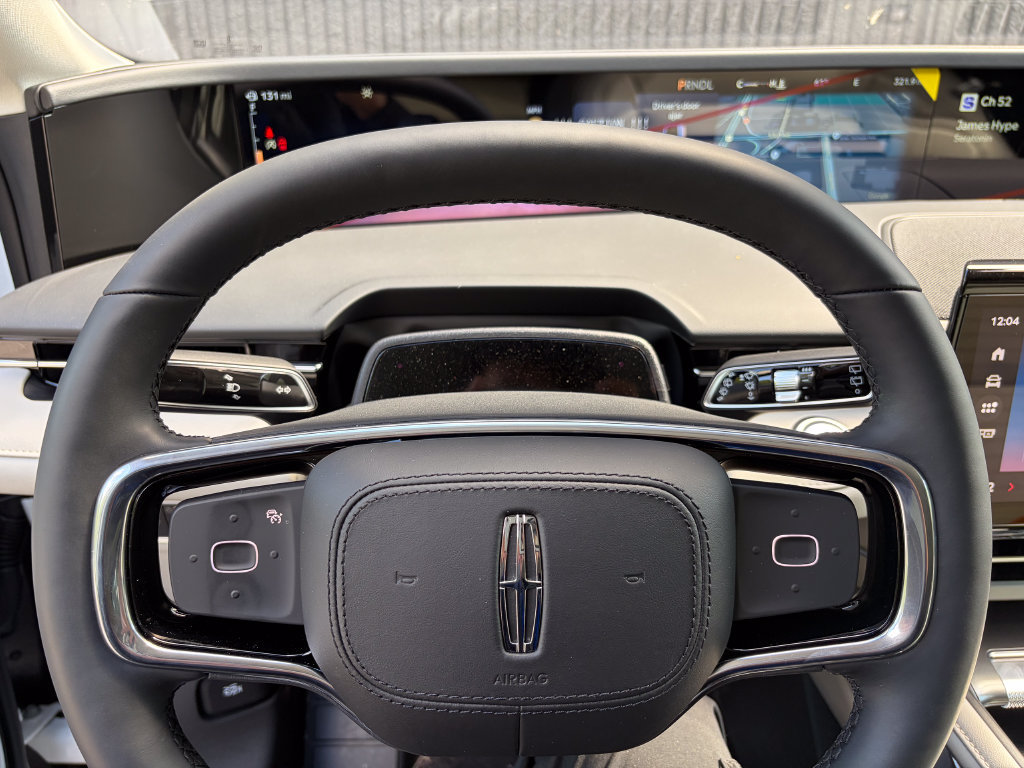 New 2026 Lincoln Nautilus Reserve AWD/4WD image 43