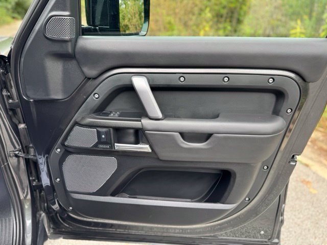 Used 2024 Land Rover Defender 110 Carpathian Edition AWD/4WD image 18