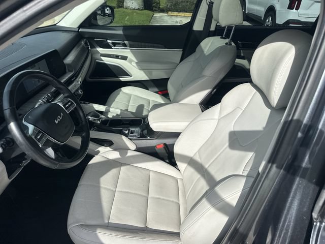 Certified 2023 Kia Telluride EX w/ EX Captain's Chair Package FWD image 20