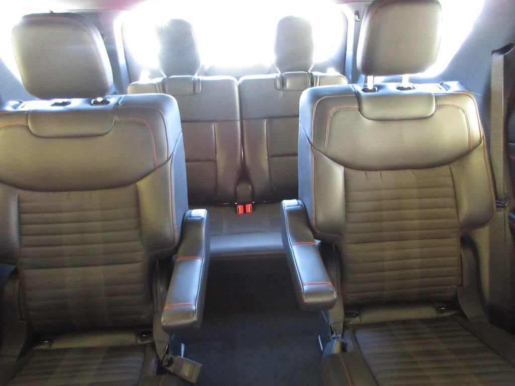 Certified 2026 Ford Explorer ST-Line w/ ST-Line Street Pack RWD image 23