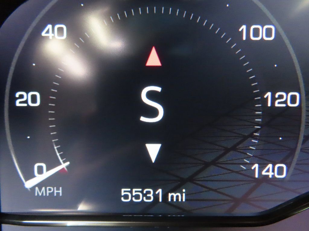 Used 2024 GMC Sierra 2500 SLT w/ SLT Premium Package image 12