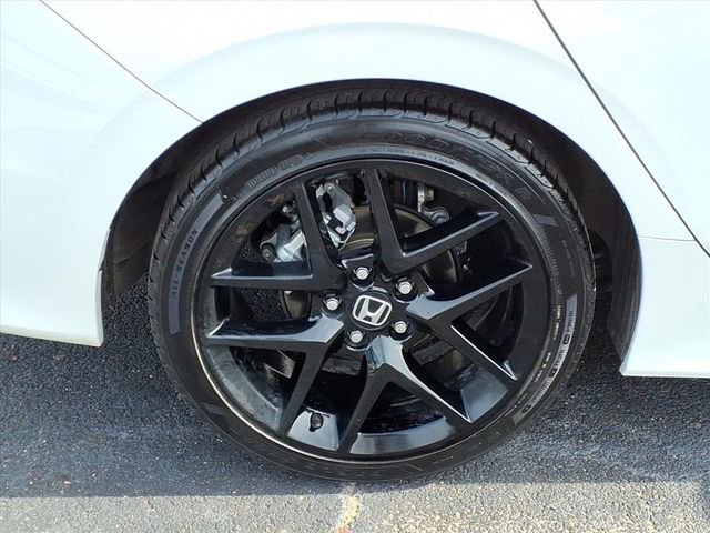 Used 2025 Honda Civic Sport image 13