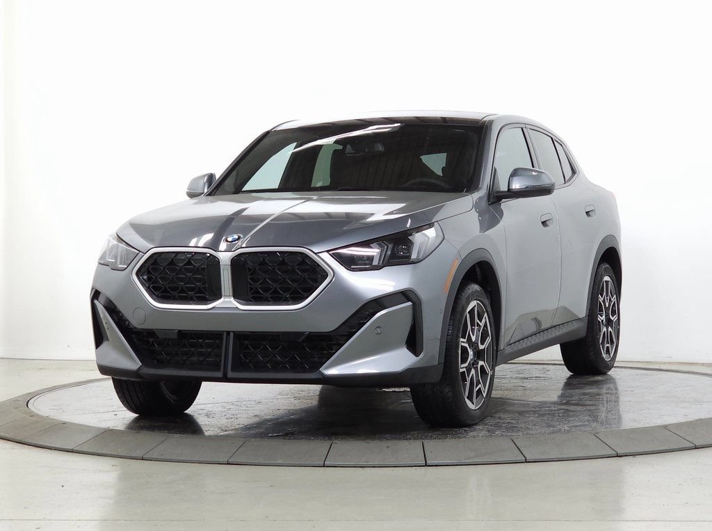 New 2026 BMW X2 xDrive28i w/ Technology Package AWD/4WD image 3