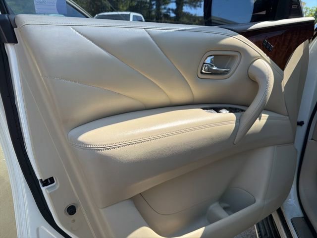 Used 2017 INFINITI QX80 4WD w/ Deluxe Technology Package image 24