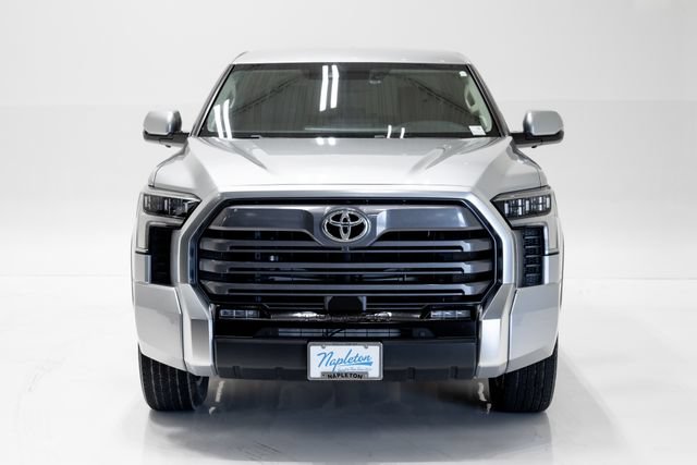 Used 2024 Toyota Tundra Limited AWD/4WD image 4