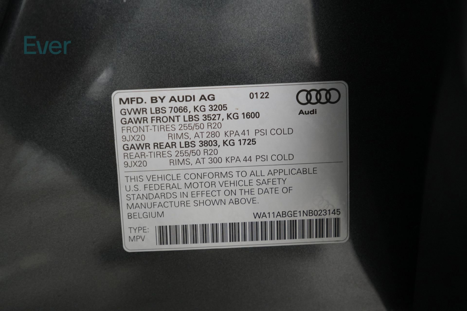 Used 2022 Audi e-tron Premium w/ Convenience Plus Package image 26