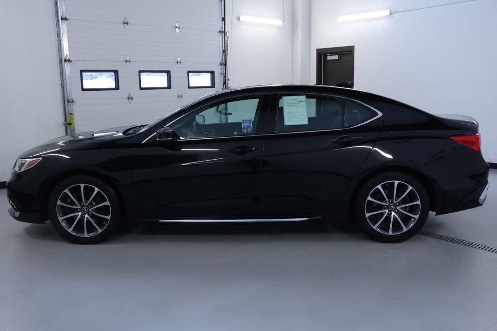 Used 2018 Acura TLX V6 w/ Technology Package image 4