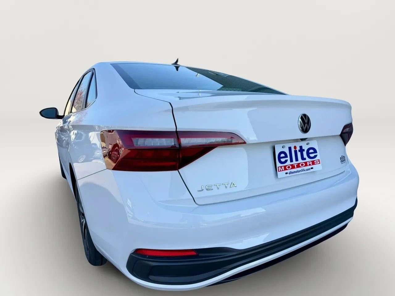 Used 2023 Volkswagen Jetta S w/ IQ.Drive Package FWD image 14