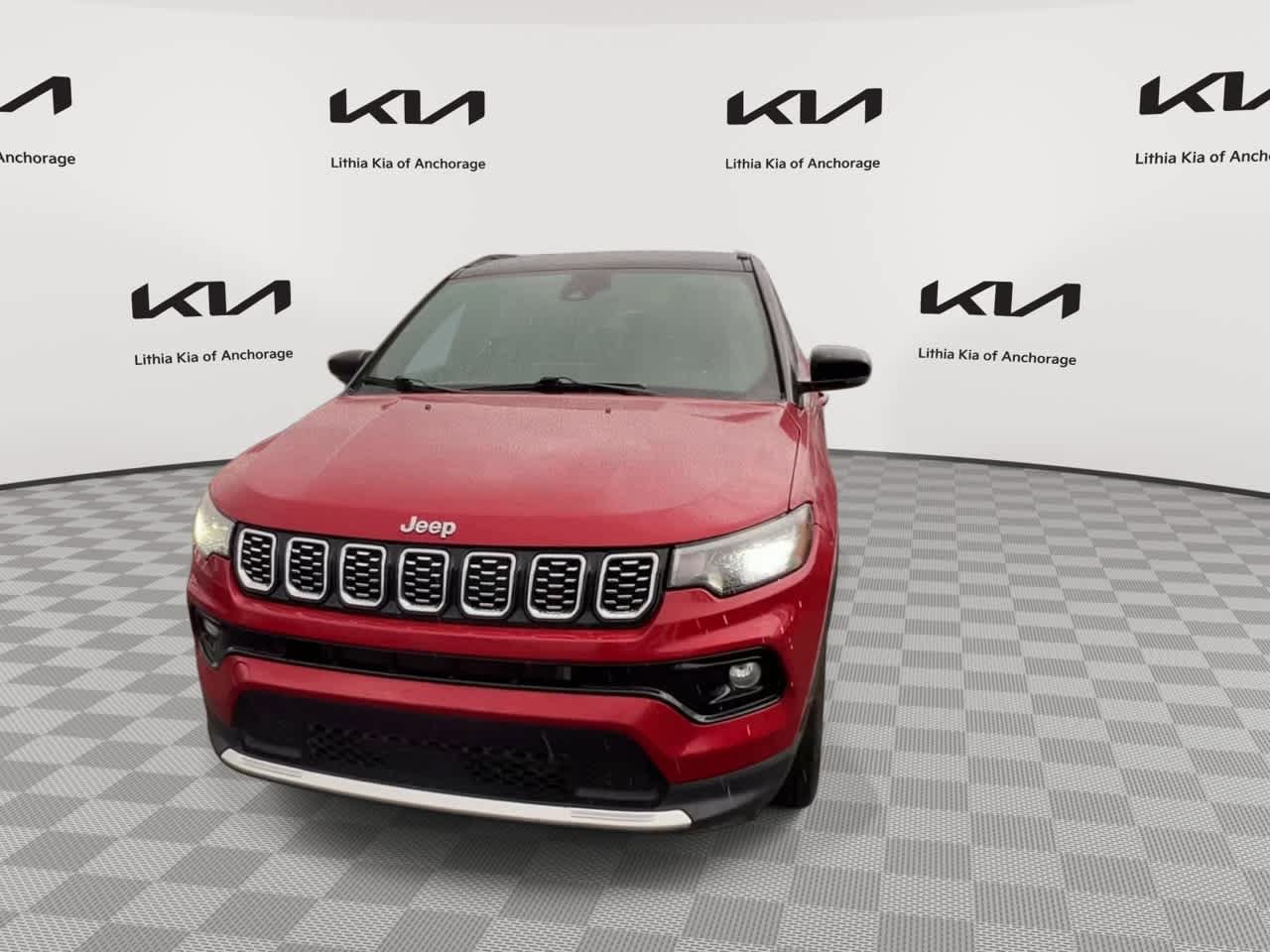 Used 2024 Jeep Compass Limited AWD/4WD image 2