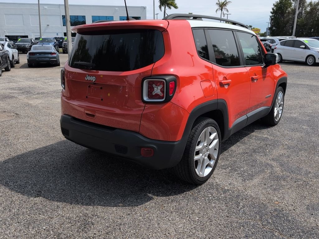 Used 2021 Jeep Renegade Latitude w/ Convenience Group image 3