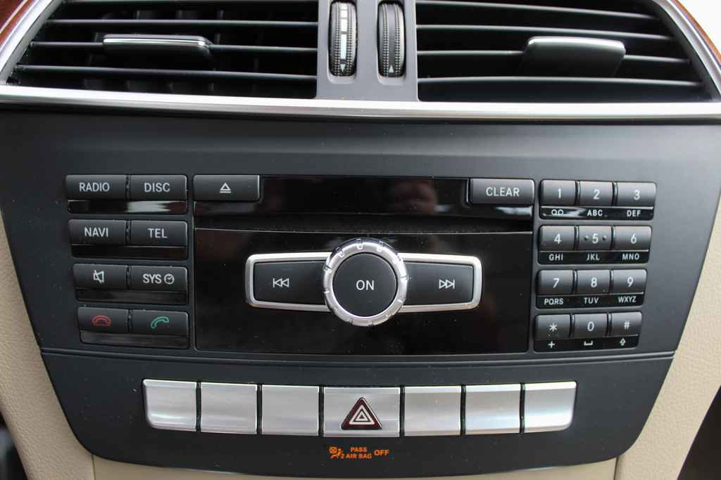 Used 2014 Mercedes-Benz C 250 C 250 Sport image 21