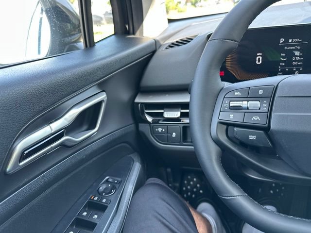 New 2026 Kia Sportage LX w/ LX Convenience Package FWD image 42