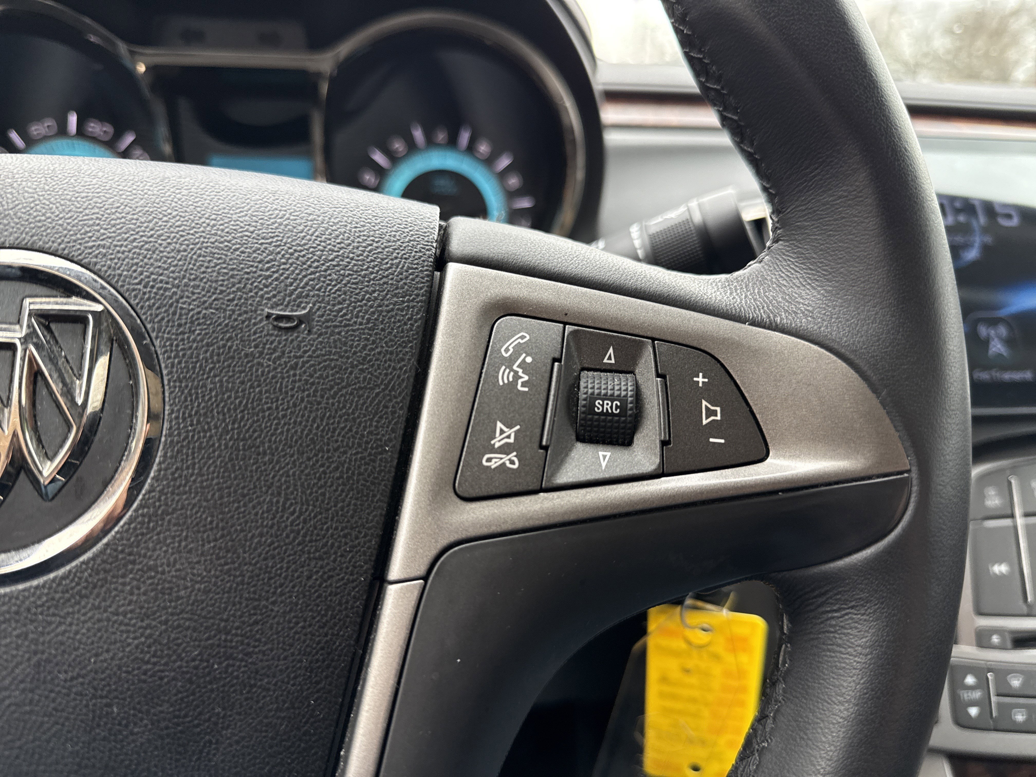 Used 2010 Buick LaCrosse CXL image 19