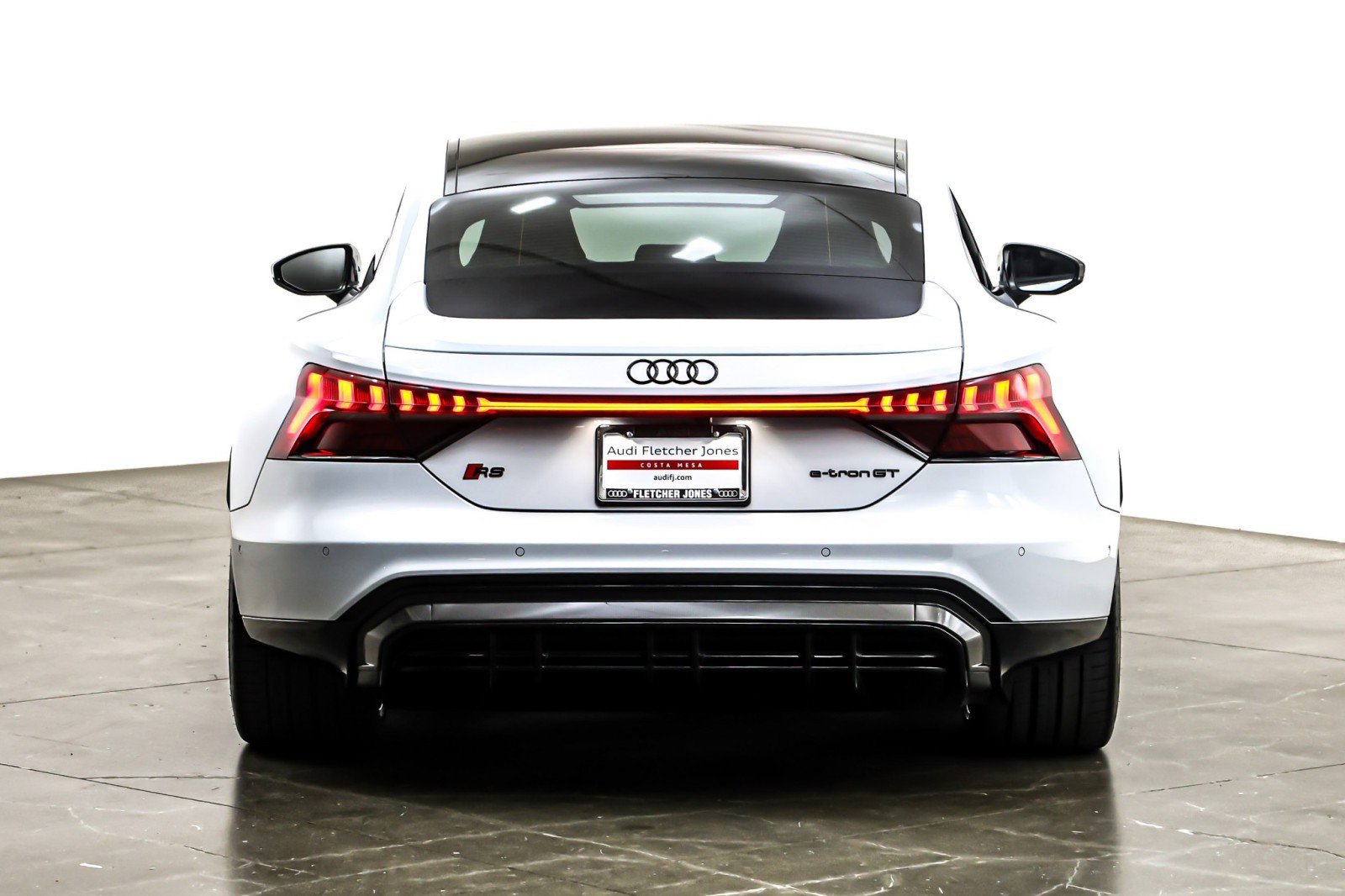 Used 2024 Audi RS e-tron GT w/ Carbon Performance Package image 5