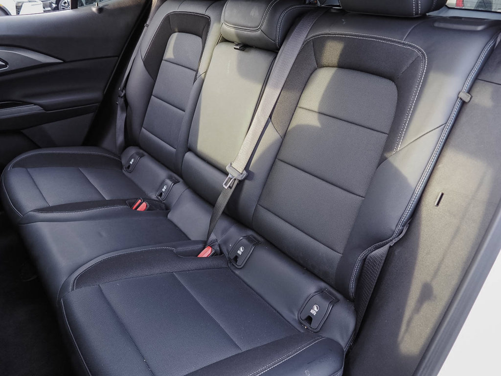 Used 2024 Chevrolet Equinox EV LT FWD image 19