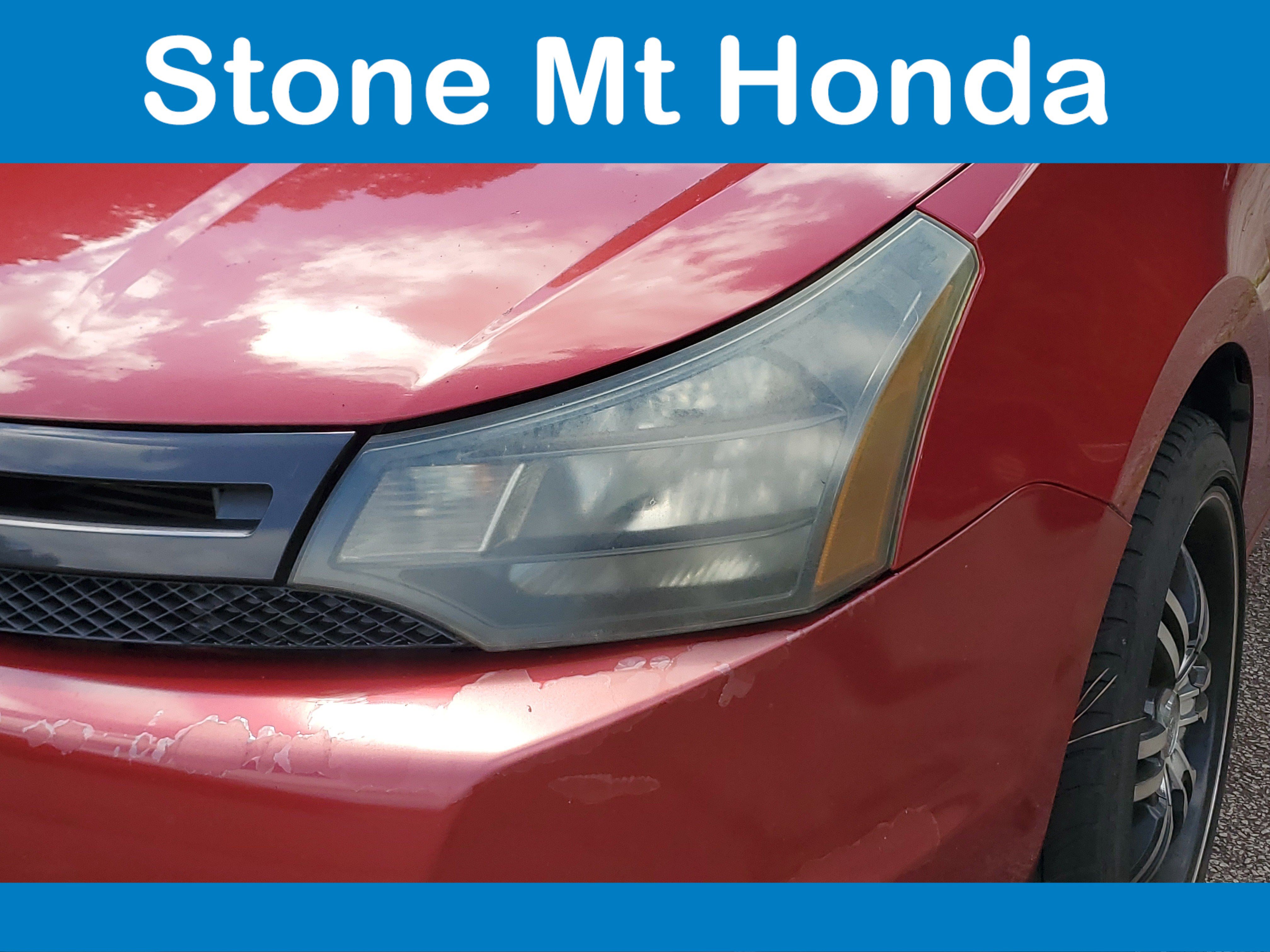 Used 2010 Ford Focus SES FWD image 4