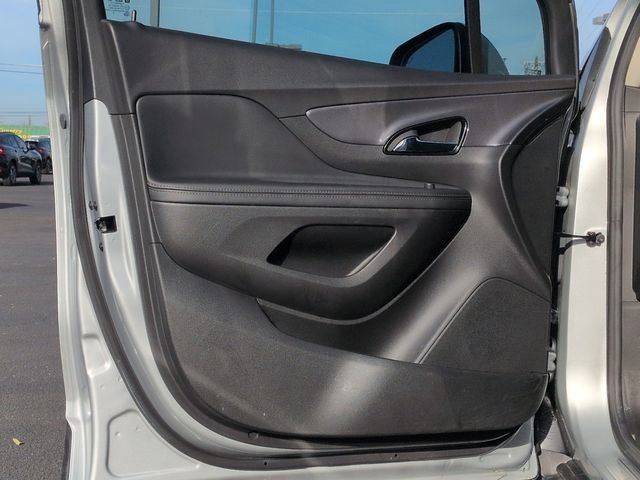 Certified 2022 Buick Encore Preferred w/ Safety Package image 18