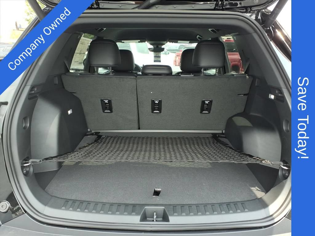 New 2027 Chevrolet Equinox LT w/ Convenience Package II FWD image 15