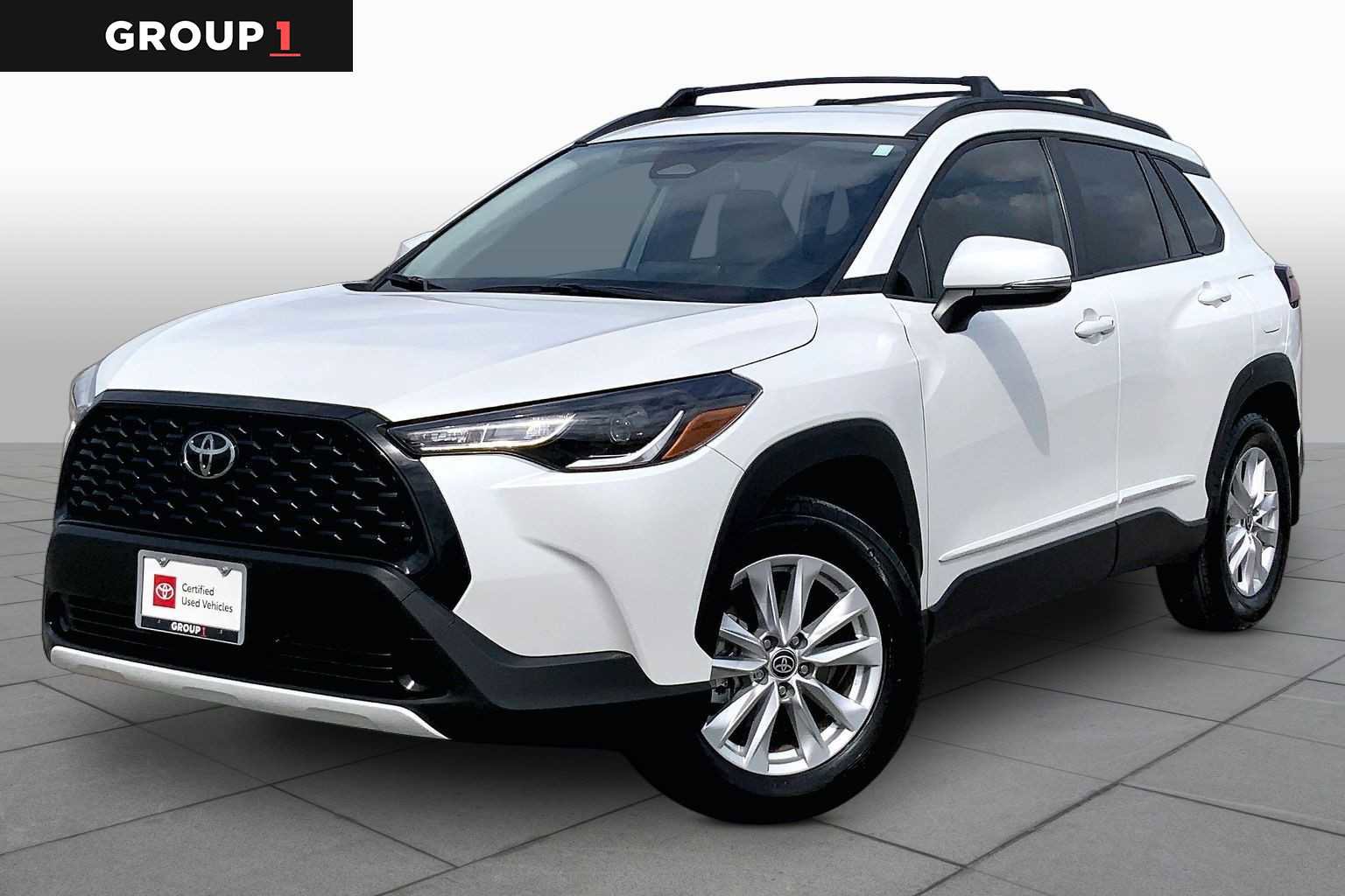 Used 2023 Toyota Corolla Cross LE FWD image 1