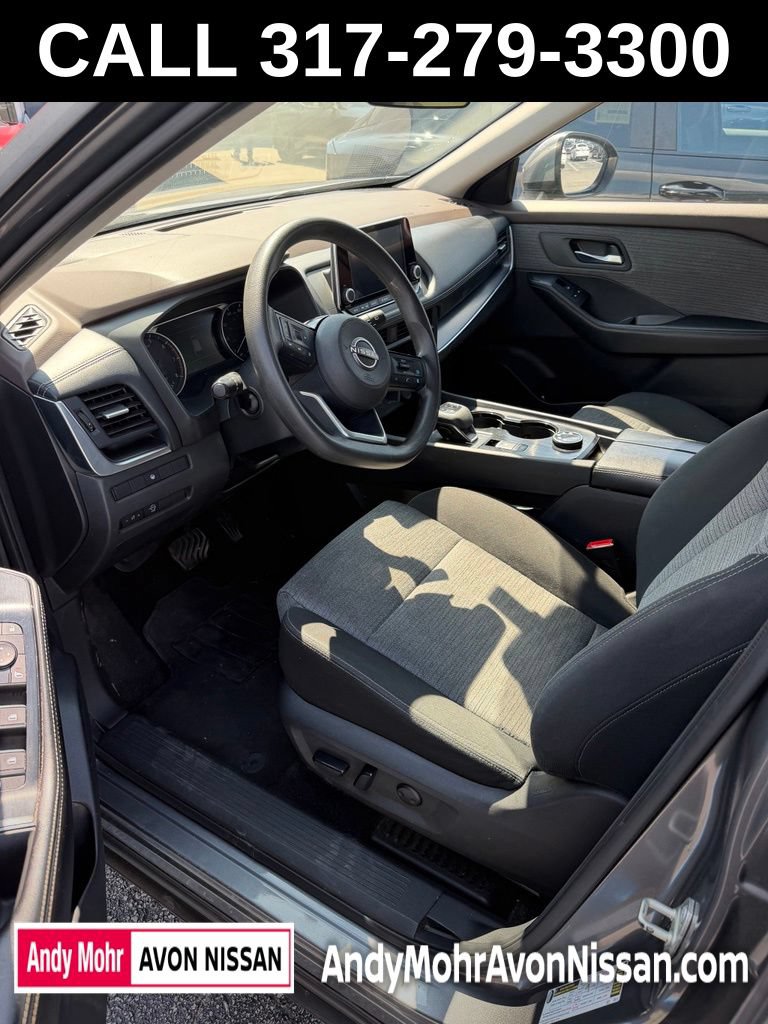 Used 2023 Nissan Rogue SV AWD/4WD image 9