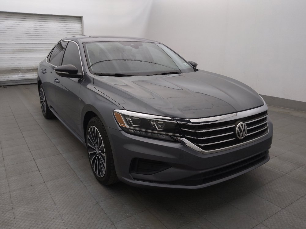 Used 2022 Volkswagen Passat 2.0T FWD image 13