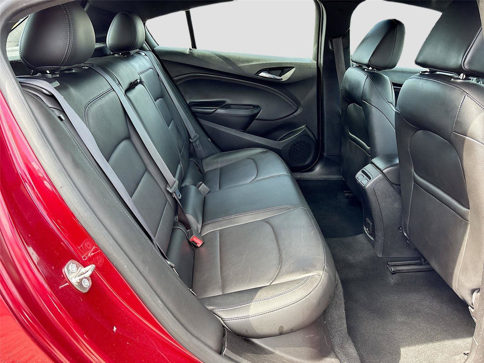 Used 2017 Chevrolet Cruze Premier FWD image 28