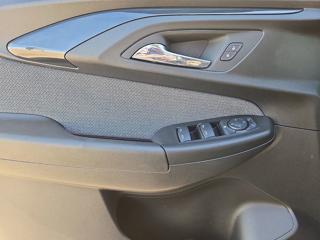 Used 2022 Chevrolet TrailBlazer LT w/ Convenience Package image 21