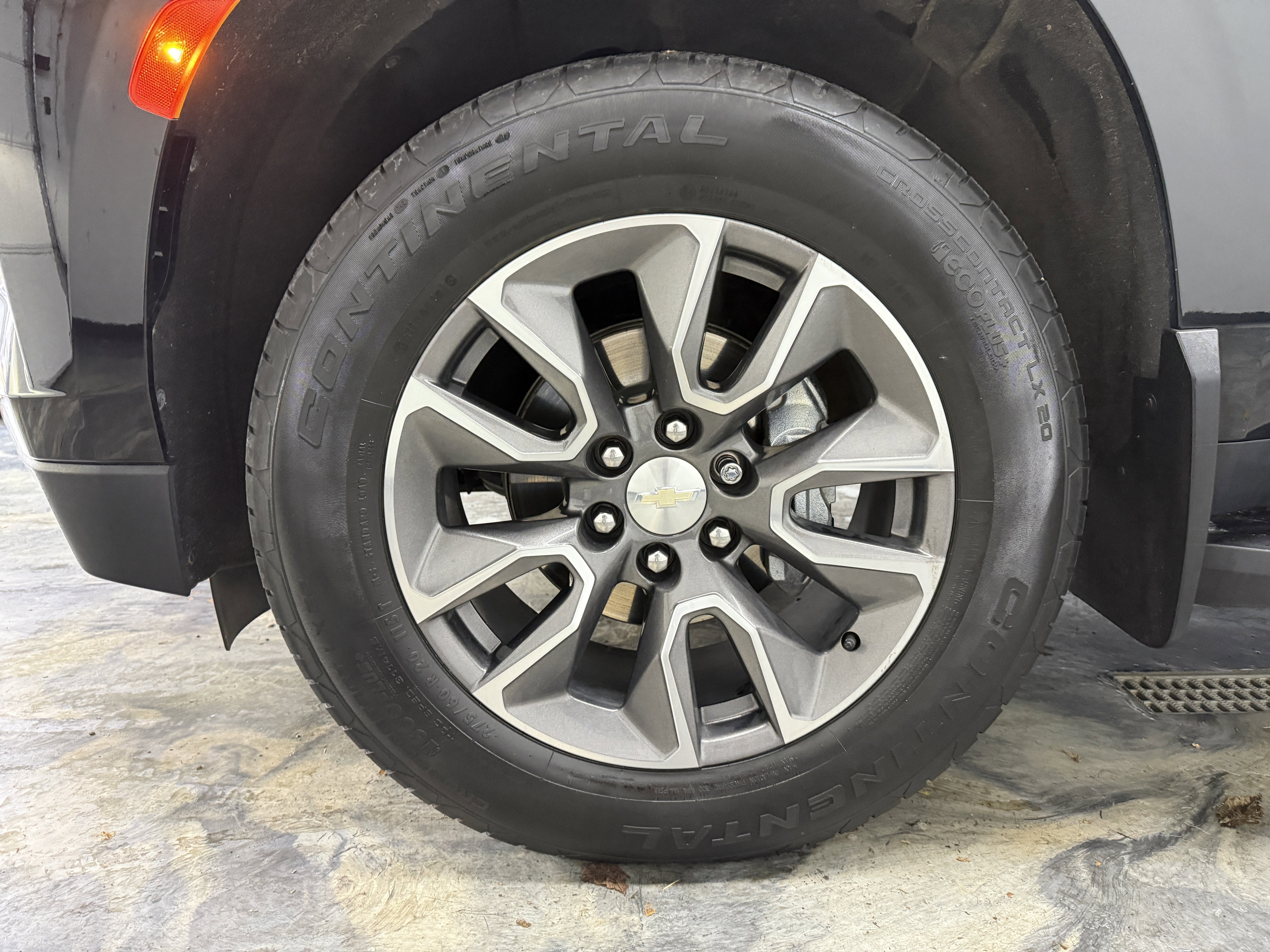 Used 2023 Chevrolet Tahoe LS image 29