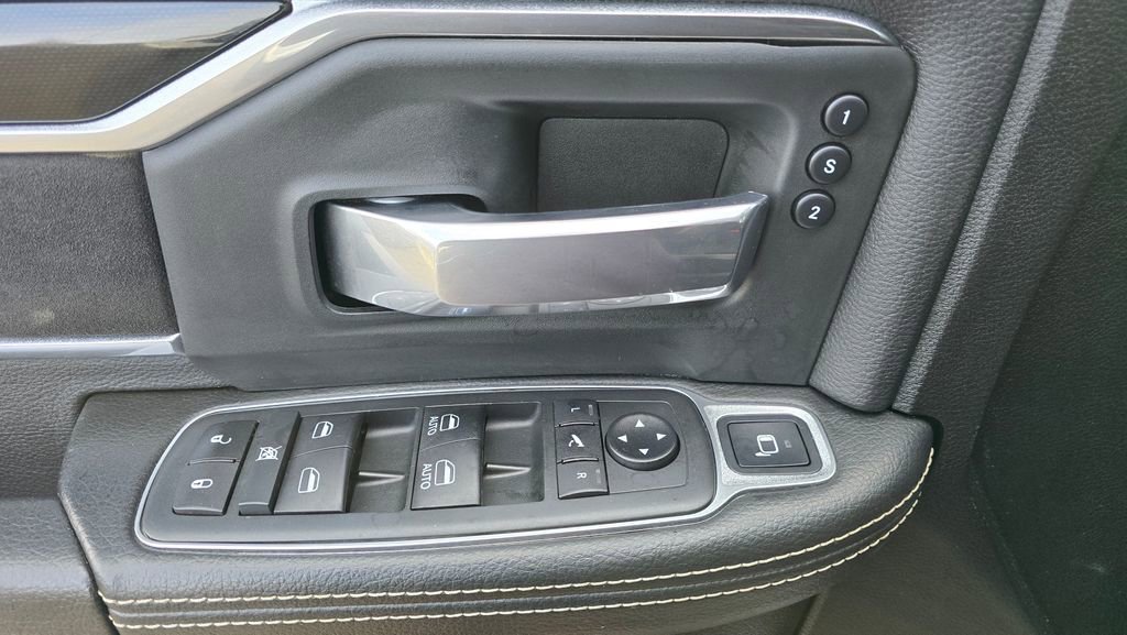 Used 2020 RAM 3500 Laramie image 66