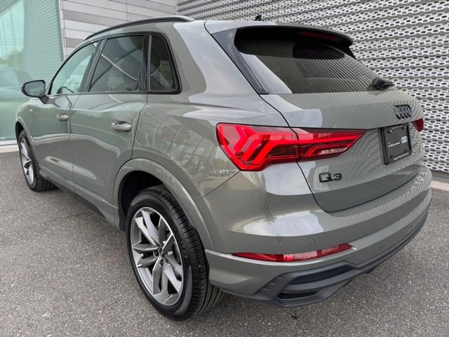 Certified 2025 Audi Q3 2.0T Premium w/ Convenience Package image 3