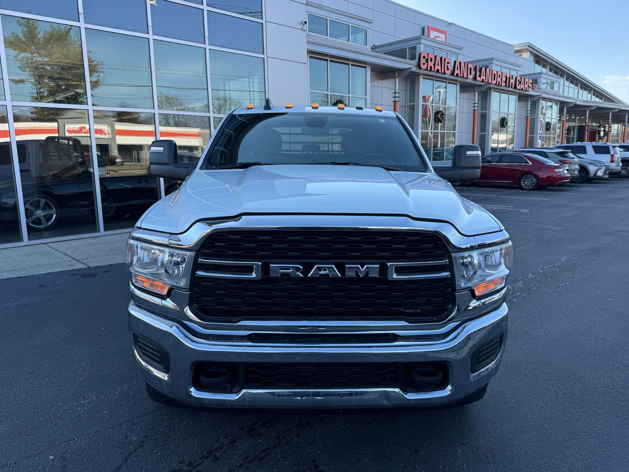 Used 2024 RAM 3500 SLT w/ Quick Order Package 2YG SLT AWD/4WD image 14