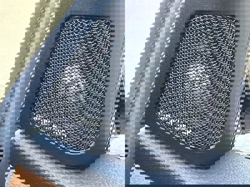 Used 2011 BMW 335i Convertible image 26