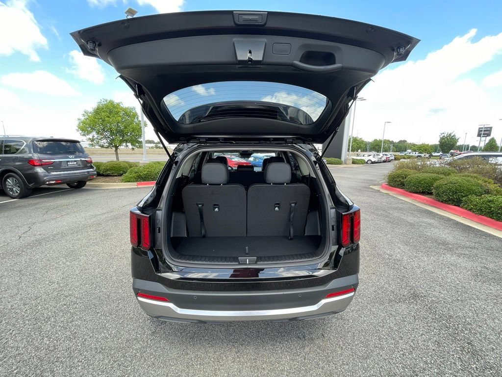New 2026 Kia Sorento S FWD image 7