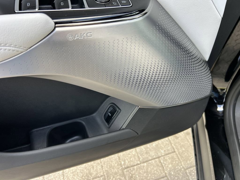 New 2026 Cadillac Lyriq Premium Sport image 20