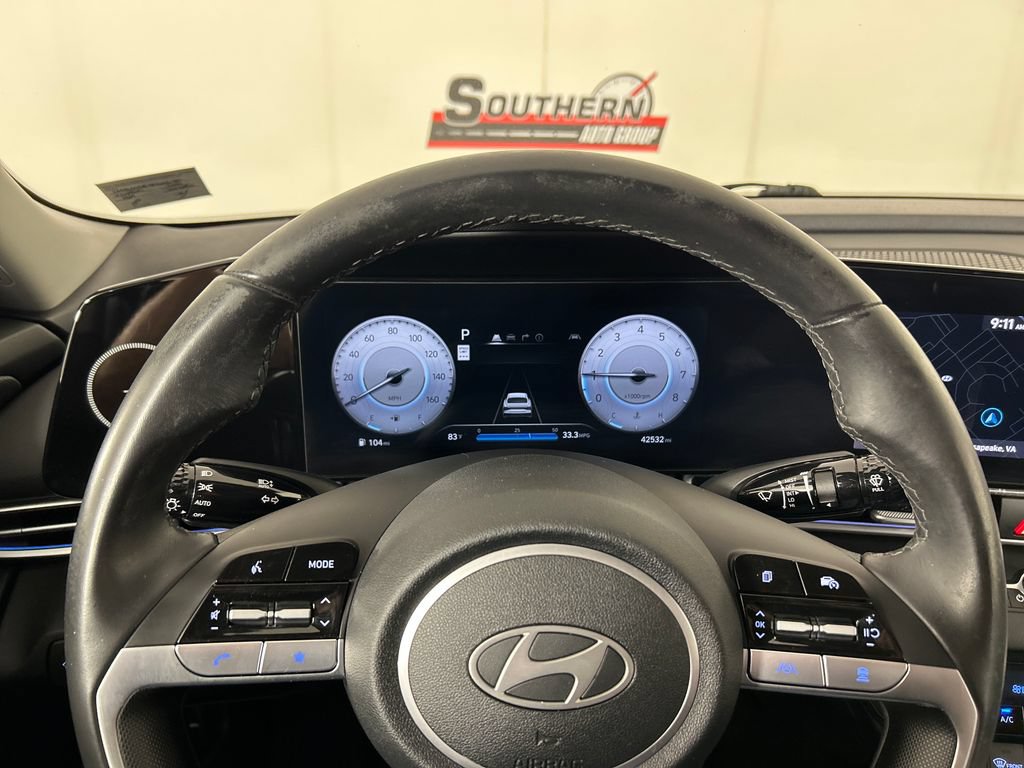 Used 2024 Hyundai Elantra SEL w/ Convenience Package FWD image 13