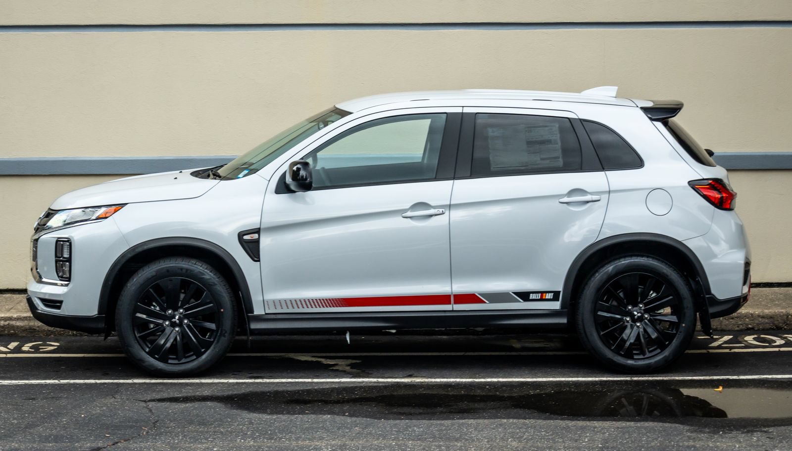 New 2024 Mitsubishi Outlander Sport Ralliart AWD/4WD image 4