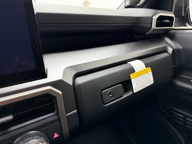 Used 2025 Toyota 4Runner TRD Off-Road Premium image 23