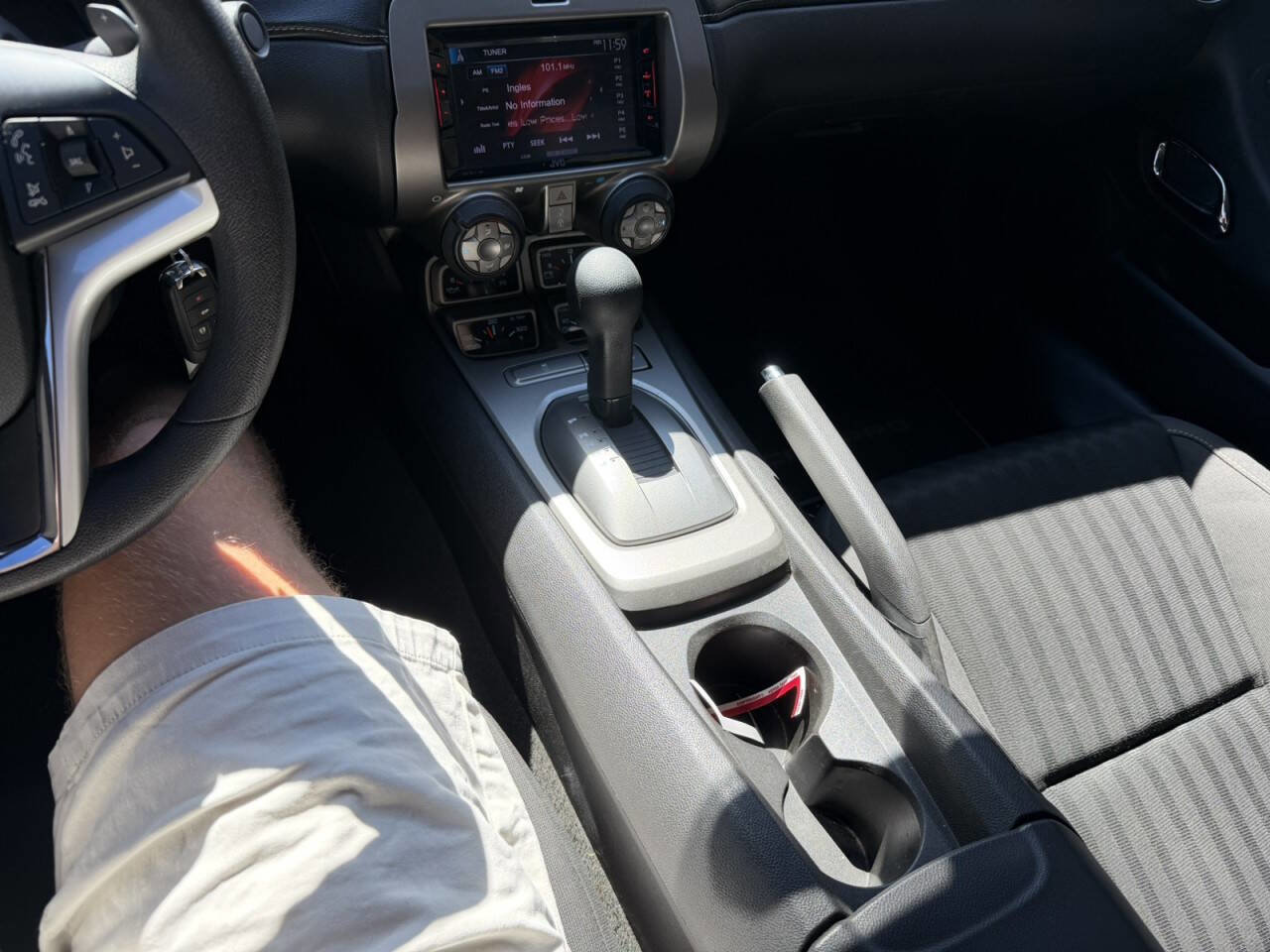 Used 2015 Chevrolet Camaro LS RWD image 29