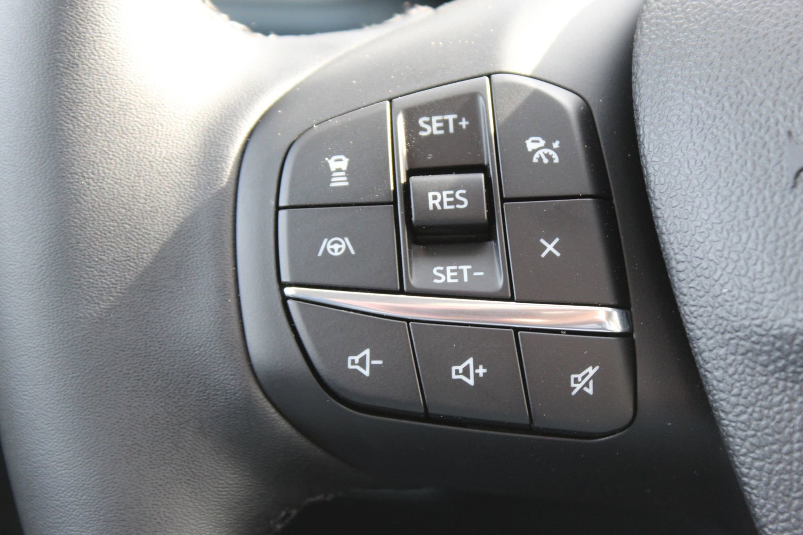 New 2026 Ford Maverick Lariat w/ Black Appearance Package image 27