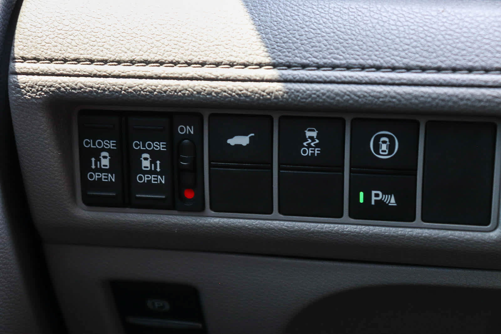 Used 2023 Honda Odyssey Touring image 35