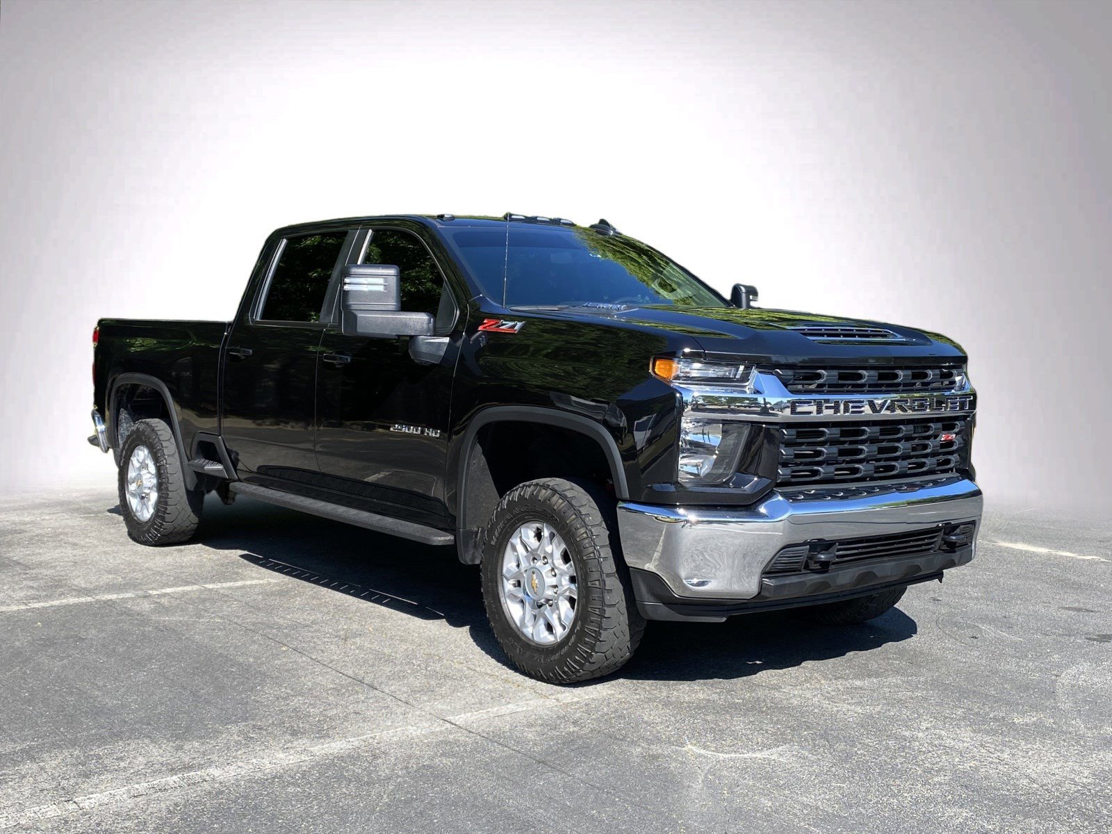 Used 2023 Chevrolet Silverado 2500 LT w/ Gooseneck/5TH Wheel Package AWD/4WD image 2