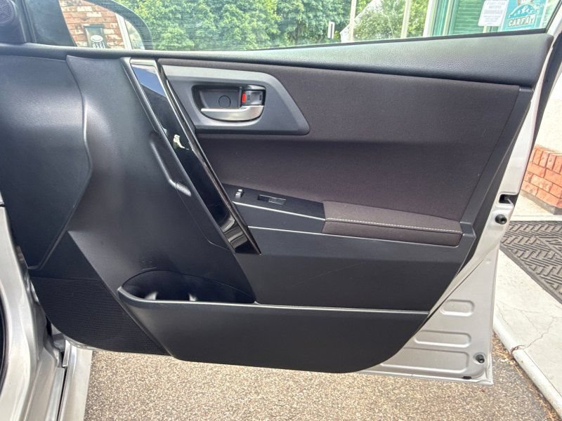 Used 2016 Scion iM FWD image 15
