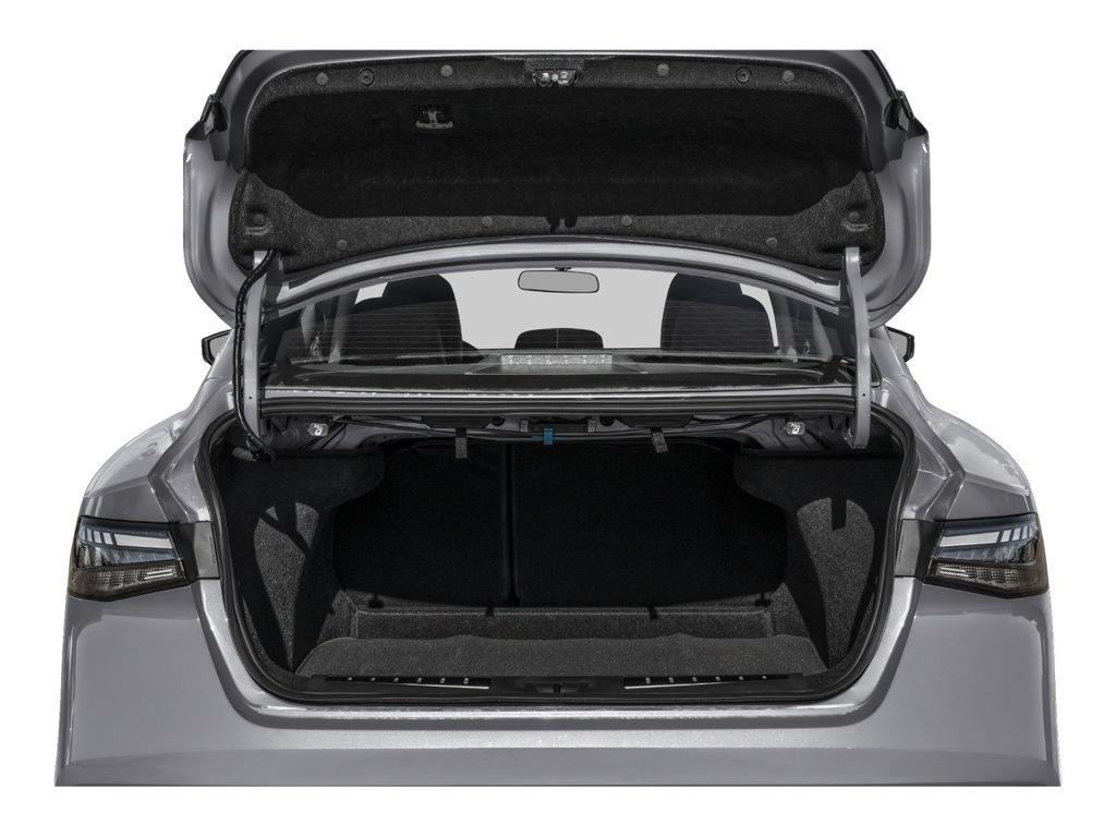New 2027 Nissan Sentra SR FWD image 10