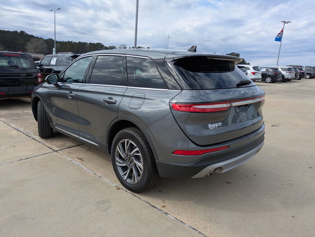 Used 2025 Lincoln Corsair FWD w/ Equipment Group 101A image 6