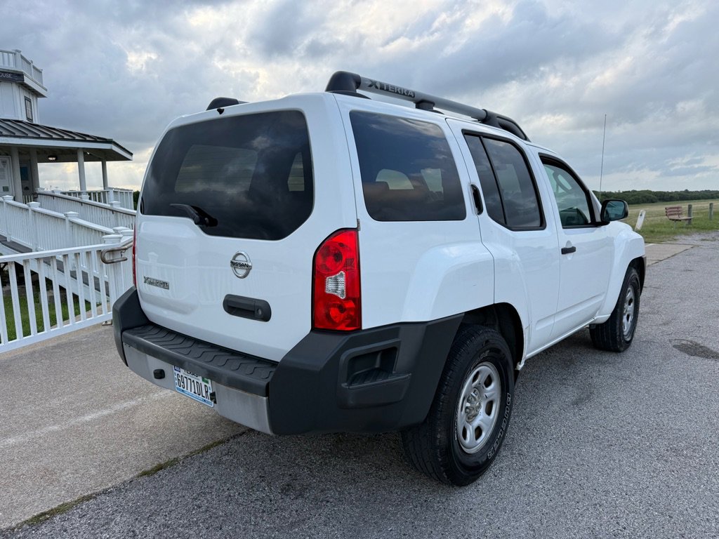 Used 2011 Nissan Xterra X RWD image 5