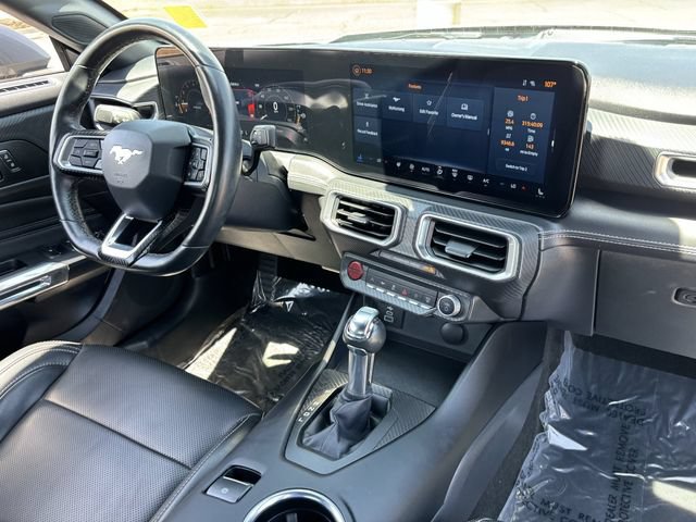 Used 2025 Ford Mustang Premium RWD image 14